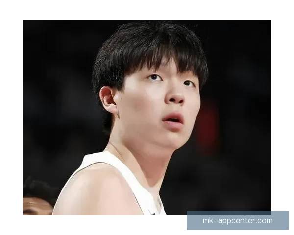 杨瀚森17+11回暖表现不敌猛龙混音34分逆转仍落败